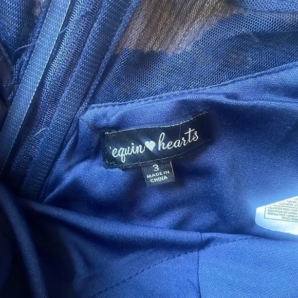 Sequin Hearts 3 - Picture 5 of 9